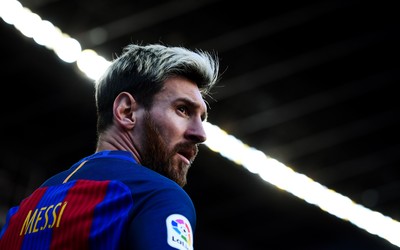 im电竞独家-伊尔迪丝·森拉尔又当形象大使