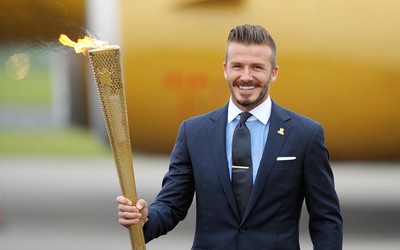 im电竞快讯-加维更衣室播放对手失误集锦